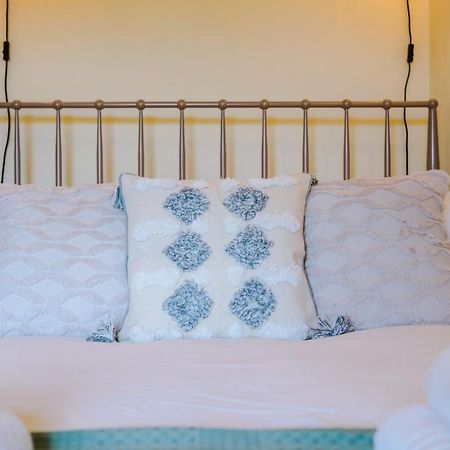 Pyecroft Cottage Chester Bagian luar foto