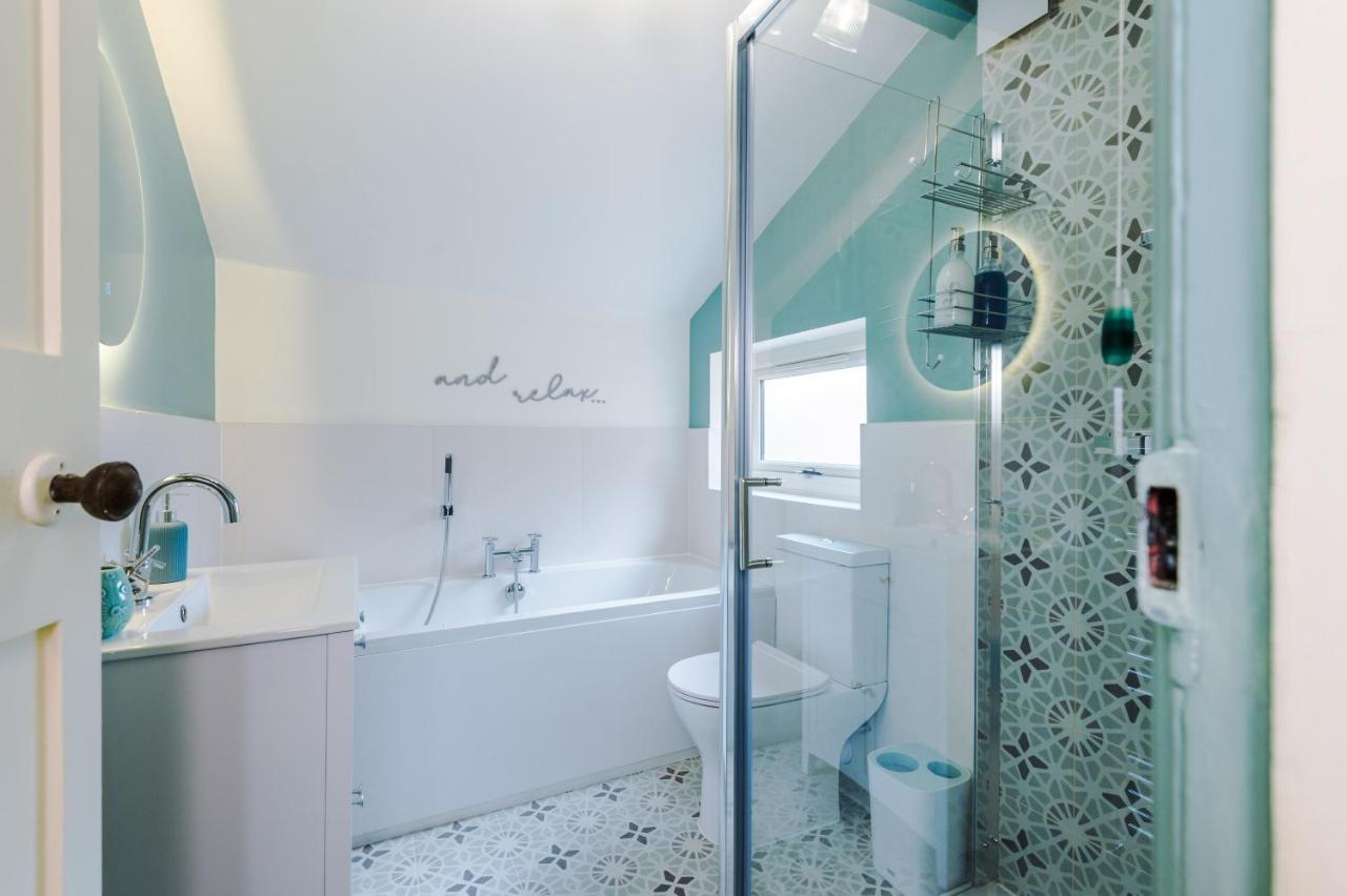 Pyecroft Cottage Chester Bagian luar foto